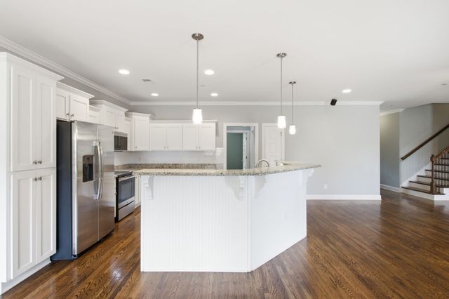 1301 Rivercrest Dr, Murfreesboro, TN 37129