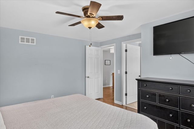 2656 Plumbrook Drive, Bloomfield Hills, MI 48304