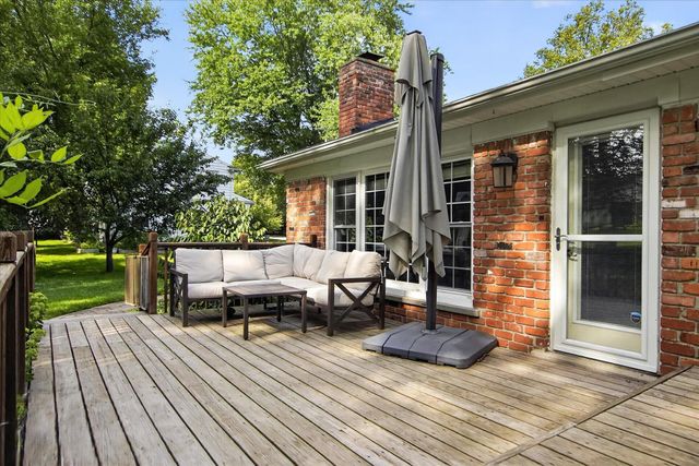 2656 Plumbrook Drive, Bloomfield Hills, MI 48304
