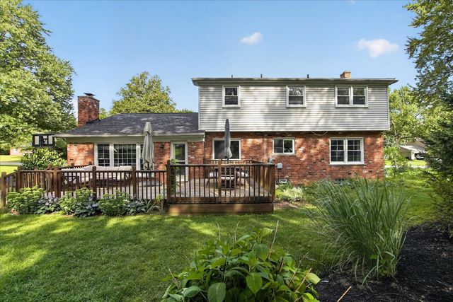 2656 Plumbrook Drive, Bloomfield Hills, MI 48304