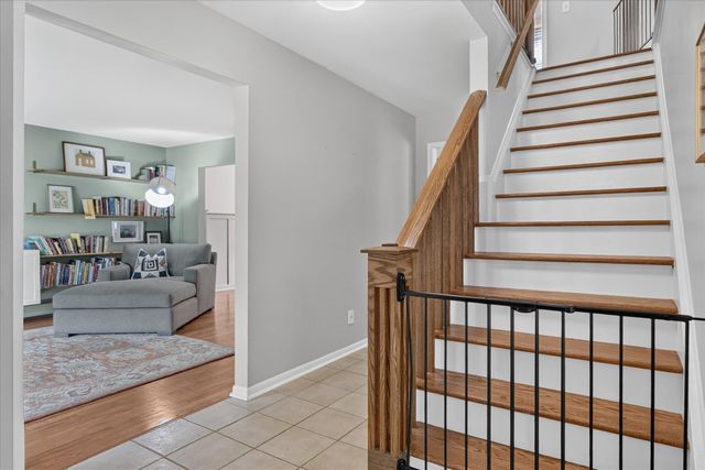 2656 Plumbrook Drive, Bloomfield Hills, MI 48304