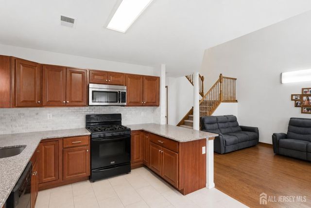101 Wellington Park Drive, Princeton, NJ 08540