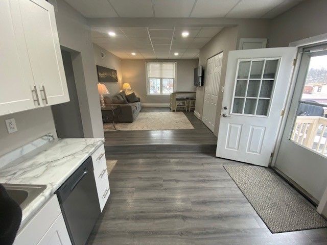 223 4th St, Irwin, PA 15642