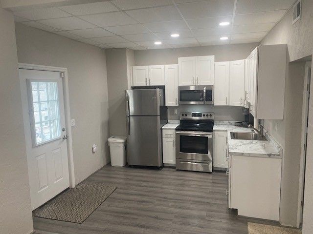 223 4th St, Irwin, PA 15642