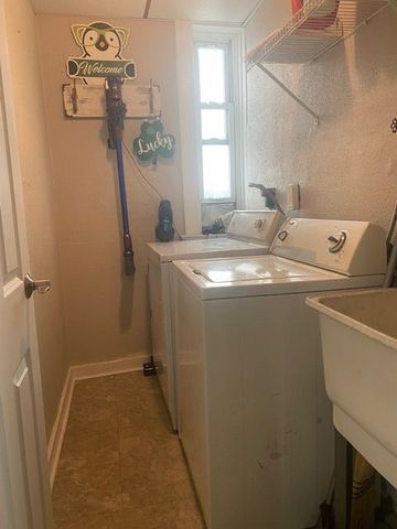 223 4th St, Irwin, PA 15642