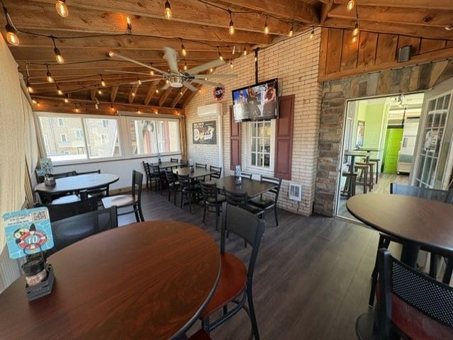 223 4th St, Irwin, PA 15642