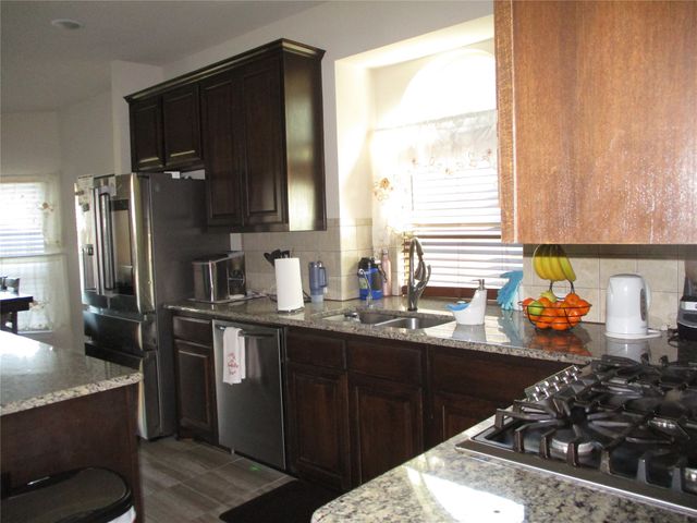 912 Egret Lane, Forney, TX 75126