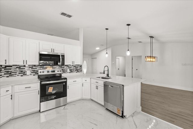 6027 SW 98TH STREET ROAD, Ocala, FL 34476