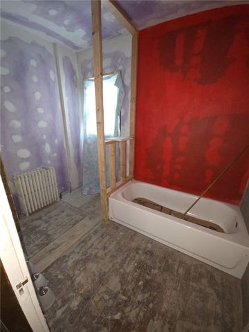 1808 Coursin St, Mckeesport, PA 15132