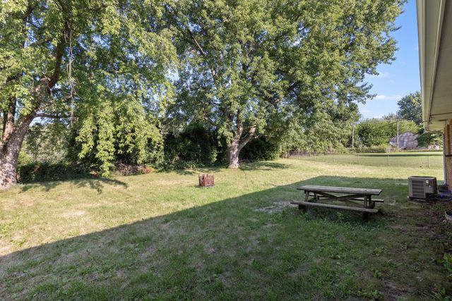 3016 Oriental Court, Rockford, IL 61109