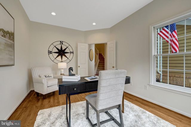 1258 WOODBROOK CT, Reston, VA 20194
