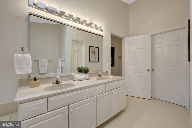 1258 WOODBROOK CT, Reston, VA 20194
