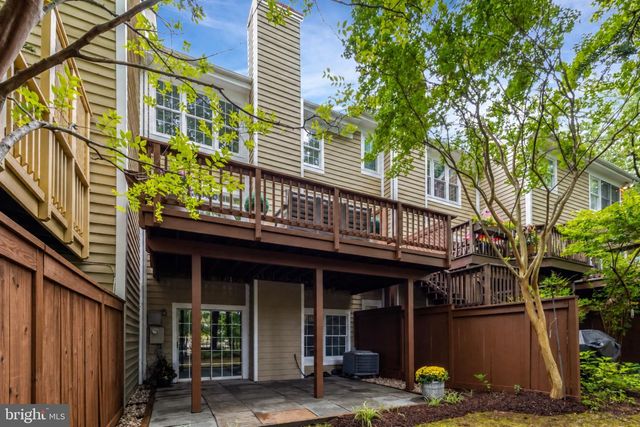 1258 WOODBROOK CT, Reston, VA 20194