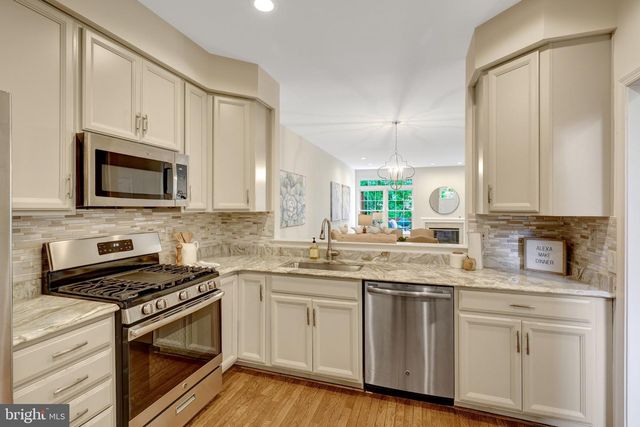 1258 WOODBROOK CT, Reston, VA 20194