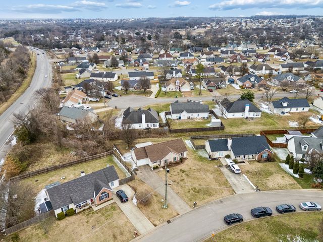 2514 Moore Way, La Vergne, TN 37086