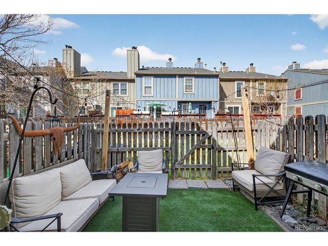 8188 S Fillmore Cir, Centennial, CO 80122