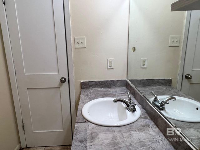 72 Grimes Lane, Loxley, AL 36551