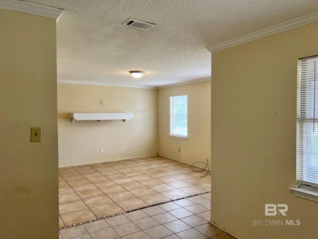 72 Grimes Lane, Loxley, AL 36551