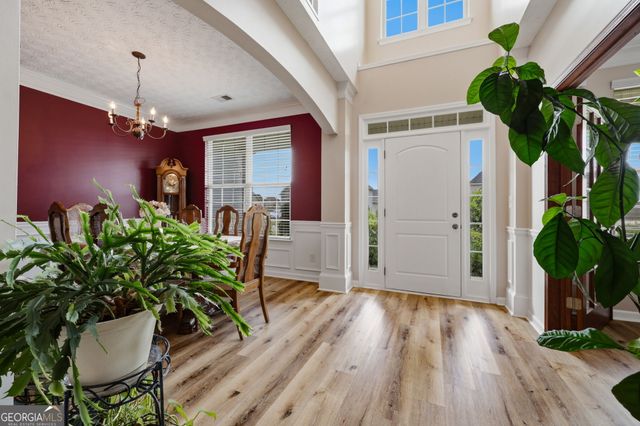 89 Seminole Trl, Fort Mitchell, AL 36856
