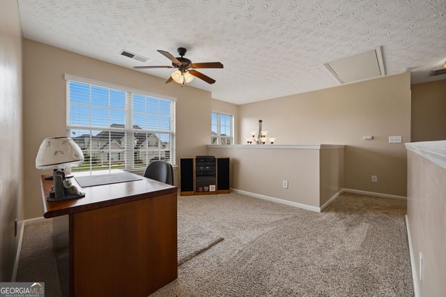 89 Seminole Trl, Fort Mitchell, AL 36856