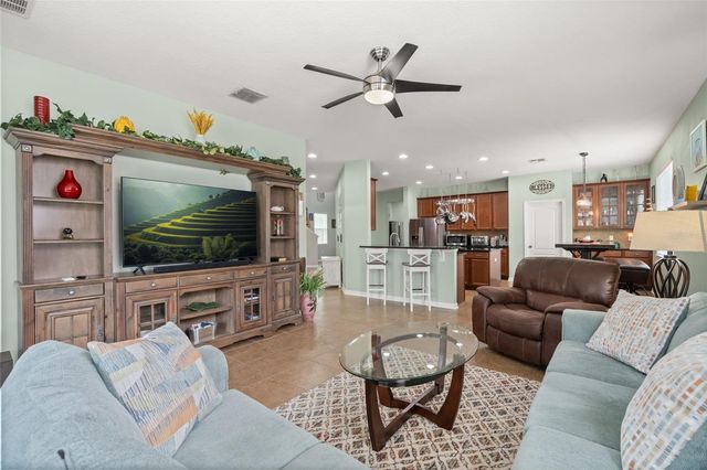 648 CORTONA DRIVE, Orlando, FL 32828