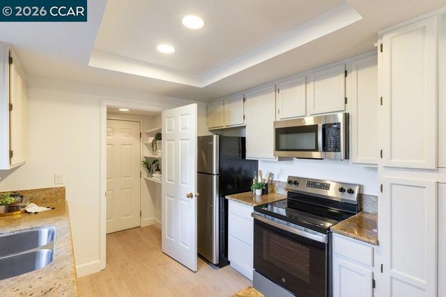 7298 Cronin Cir, Dublin, CA 94568