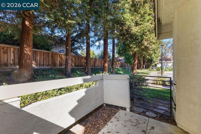 7298 Cronin Cir, Dublin, CA 94568