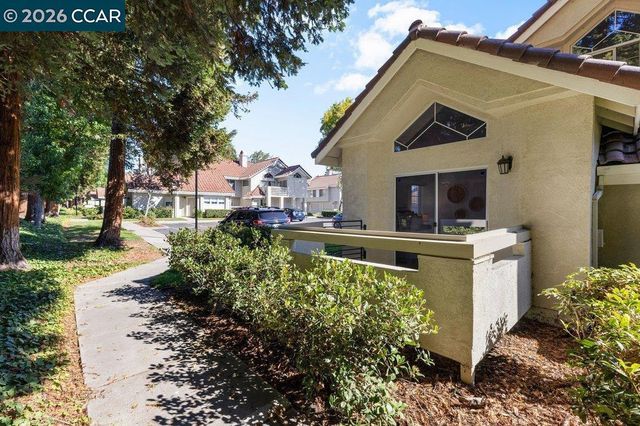 7298 Cronin Cir, Dublin, CA 94568