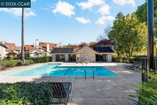 7298 Cronin Cir, Dublin, CA 94568