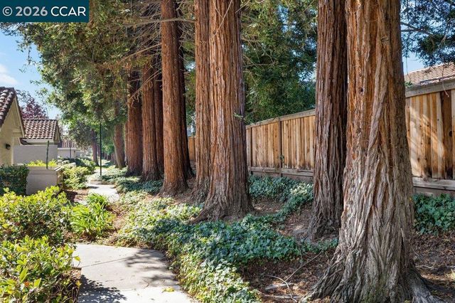 7298 Cronin Cir, Dublin, CA 94568