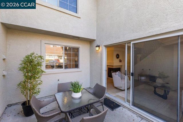 7298 Cronin Cir, Dublin, CA 94568