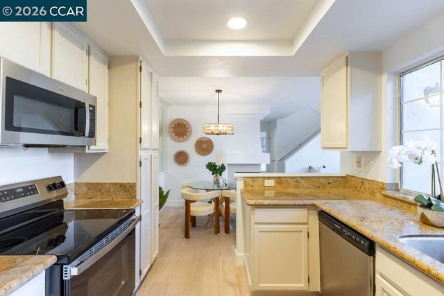 7298 Cronin Cir, Dublin, CA 94568