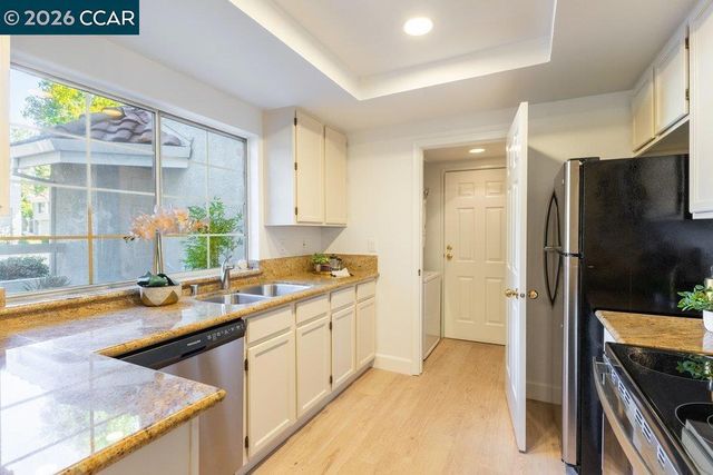7298 Cronin Cir, Dublin, CA 94568