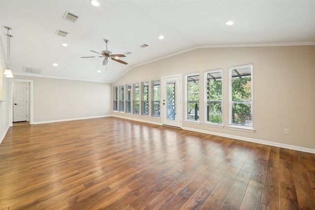 1504 Briarwood Boulevard, Arlington, TX 76013