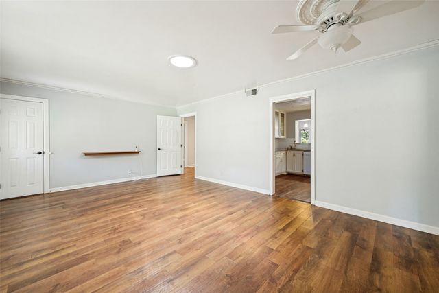 1504 Briarwood Boulevard, Arlington, TX 76013
