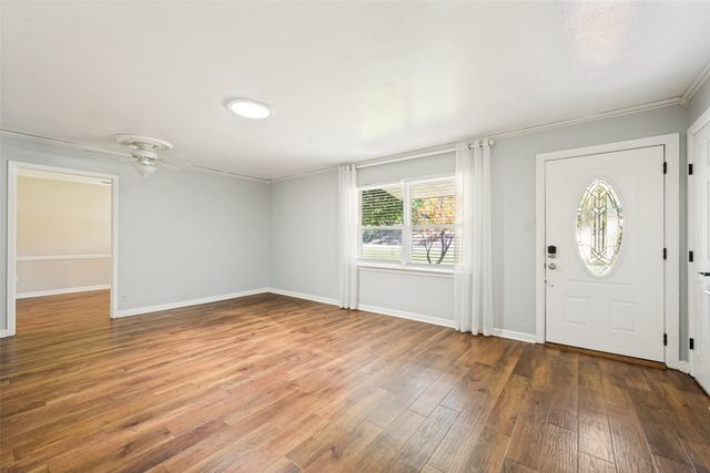 1504 Briarwood Boulevard, Arlington, TX 76013