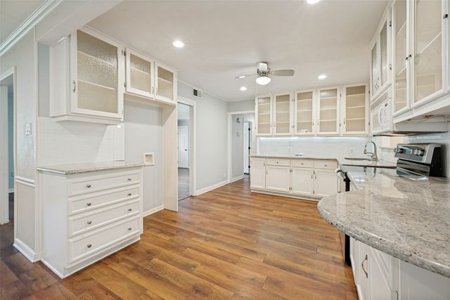 1504 Briarwood Boulevard, Arlington, TX 76013