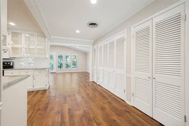 1504 Briarwood Boulevard, Arlington, TX 76013