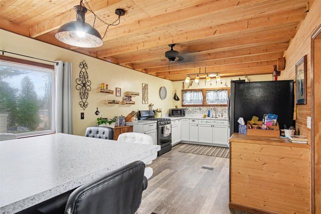 1388 Vining Road, Greenville, MI 48838