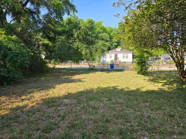 1809 Grayson Street, North Charleston, SC 29405