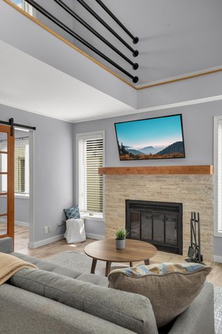 3012 Lake Shore Drive B, Minneapolis, MN 55416