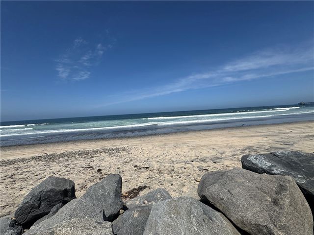 1398 Seacoast B, Imperial Beach, CA 91932