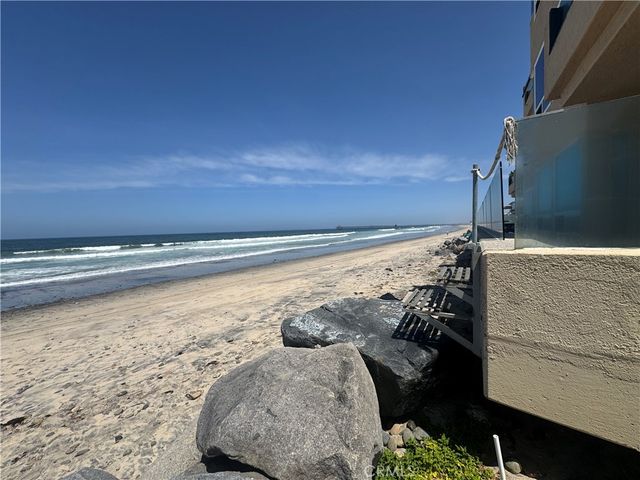 1398 Seacoast B, Imperial Beach, CA 91932