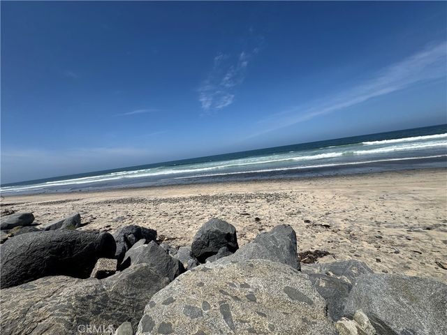 1398 Seacoast B, Imperial Beach, CA 91932