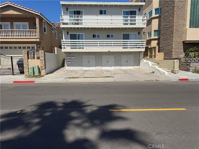 1398 Seacoast B, Imperial Beach, CA 91932
