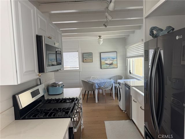 1398 Seacoast B, Imperial Beach, CA 91932