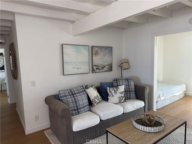 1398 Seacoast B, Imperial Beach, CA 91932