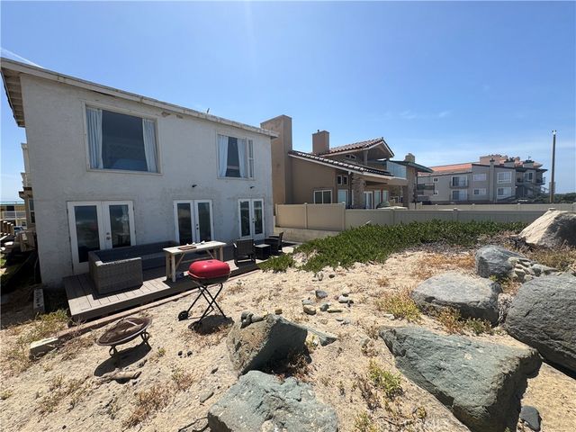 1398 Seacoast B, Imperial Beach, CA 91932
