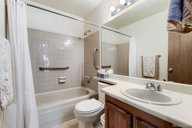 499 W Jamison Circle, Littleton, CO 80120
