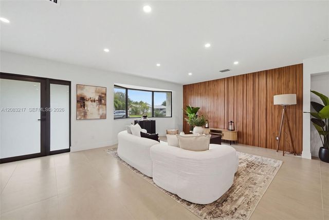 5309 Hayes Street, Hollywood, FL 33021